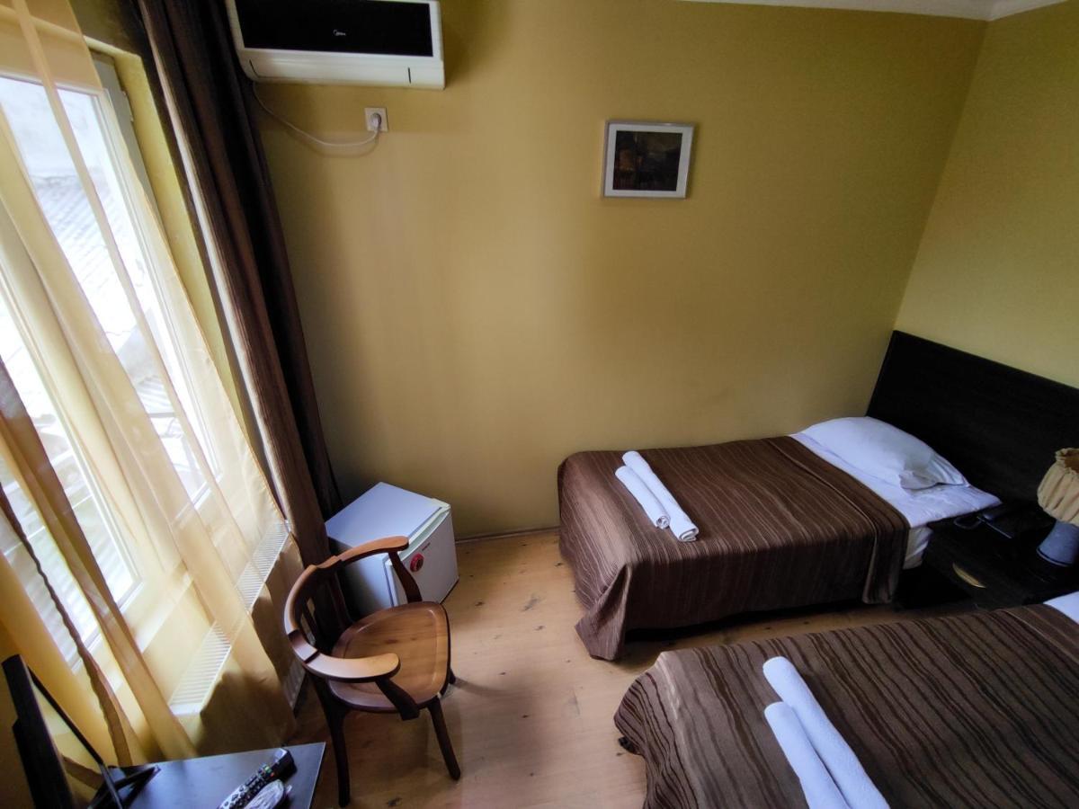 Aparthotel Old City Batumi Exterior photo